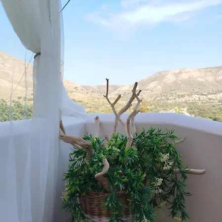 Tilos Island House Дом отдыха Megalon Chorion (Tilos)