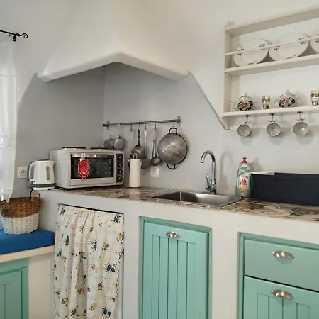בית נופש Tilos Island House *
