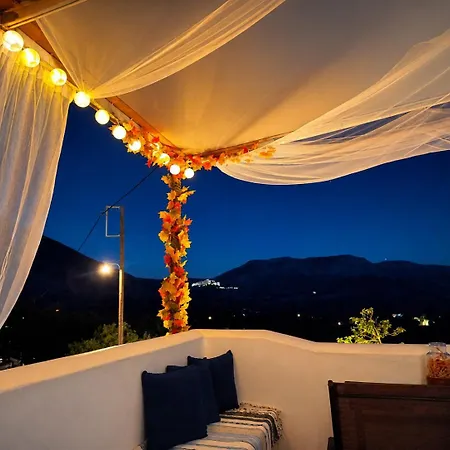 בית נופש Tilos Island House *