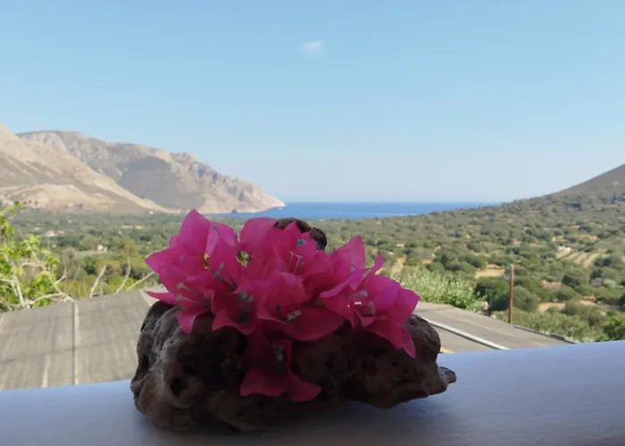 بيت للعطل Tilos Island House