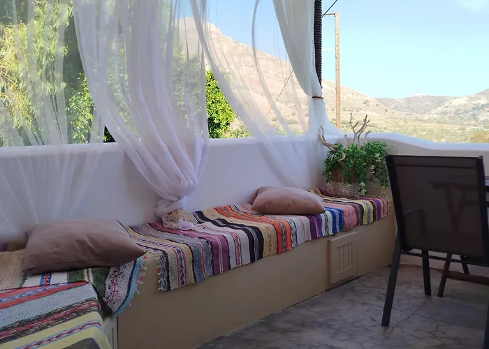 Tilos Island House بيت للعطل *