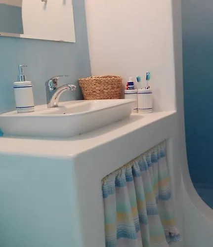 度假居 Tilos Island House *